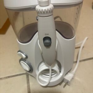 White Water Flosser with Gray Accents